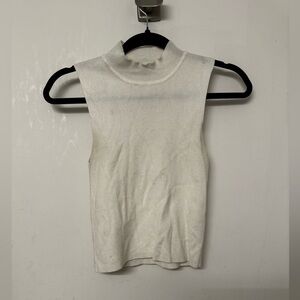 White mock neck top - Size M